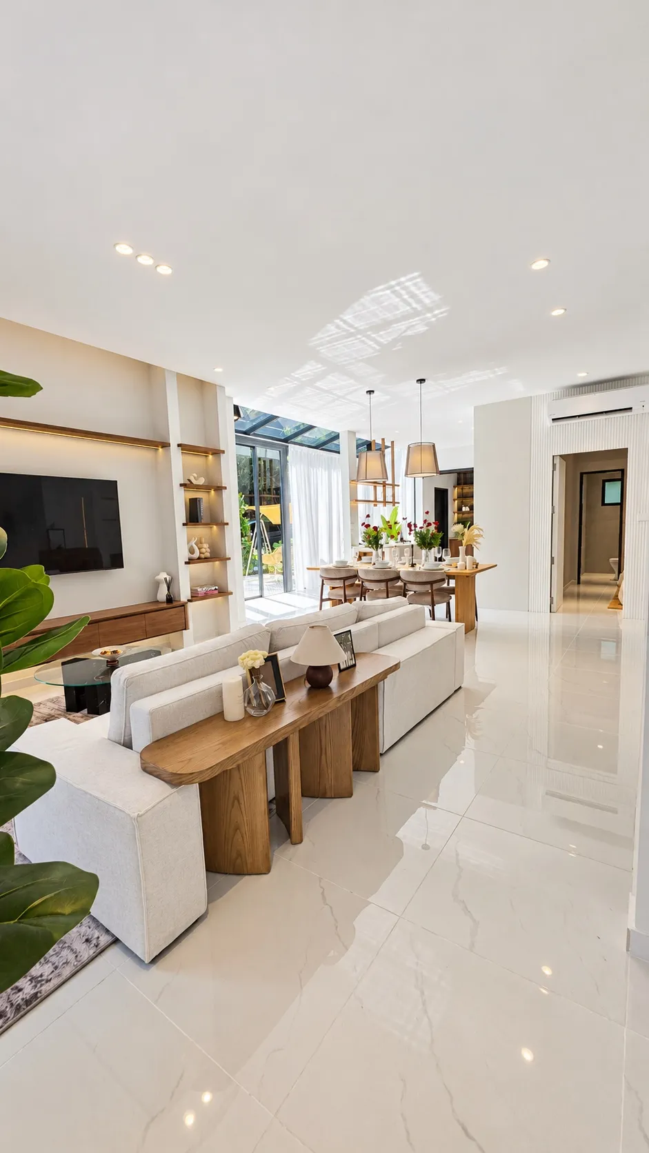 Foto showroom Sejati By The Lake disunting — 1